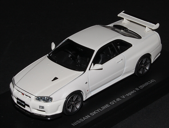 jbT XJCC GT-R VXybNU BNR34  1/43