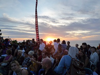 ウルワトゥ寺院での夕日