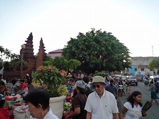 バドゥング市場