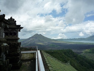 バトゥール山