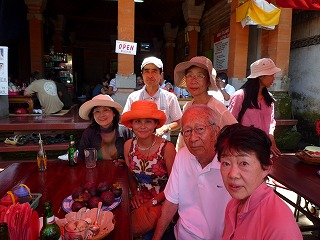 イブオカの日本人姉妹