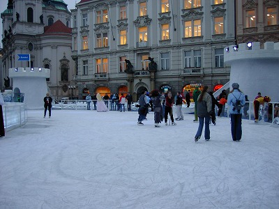 旧市街広場のスケート場