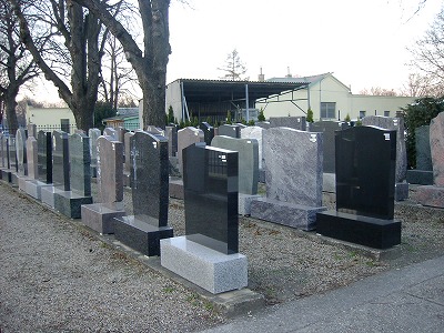 墓石屋