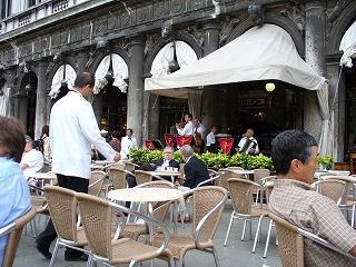 サンマルコ広場のカフェフローリアン