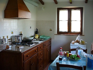アグリツーリスモ・ミラドォーロの台所・食堂