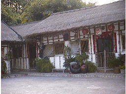 [Old farmers house:minzok1.jpg]