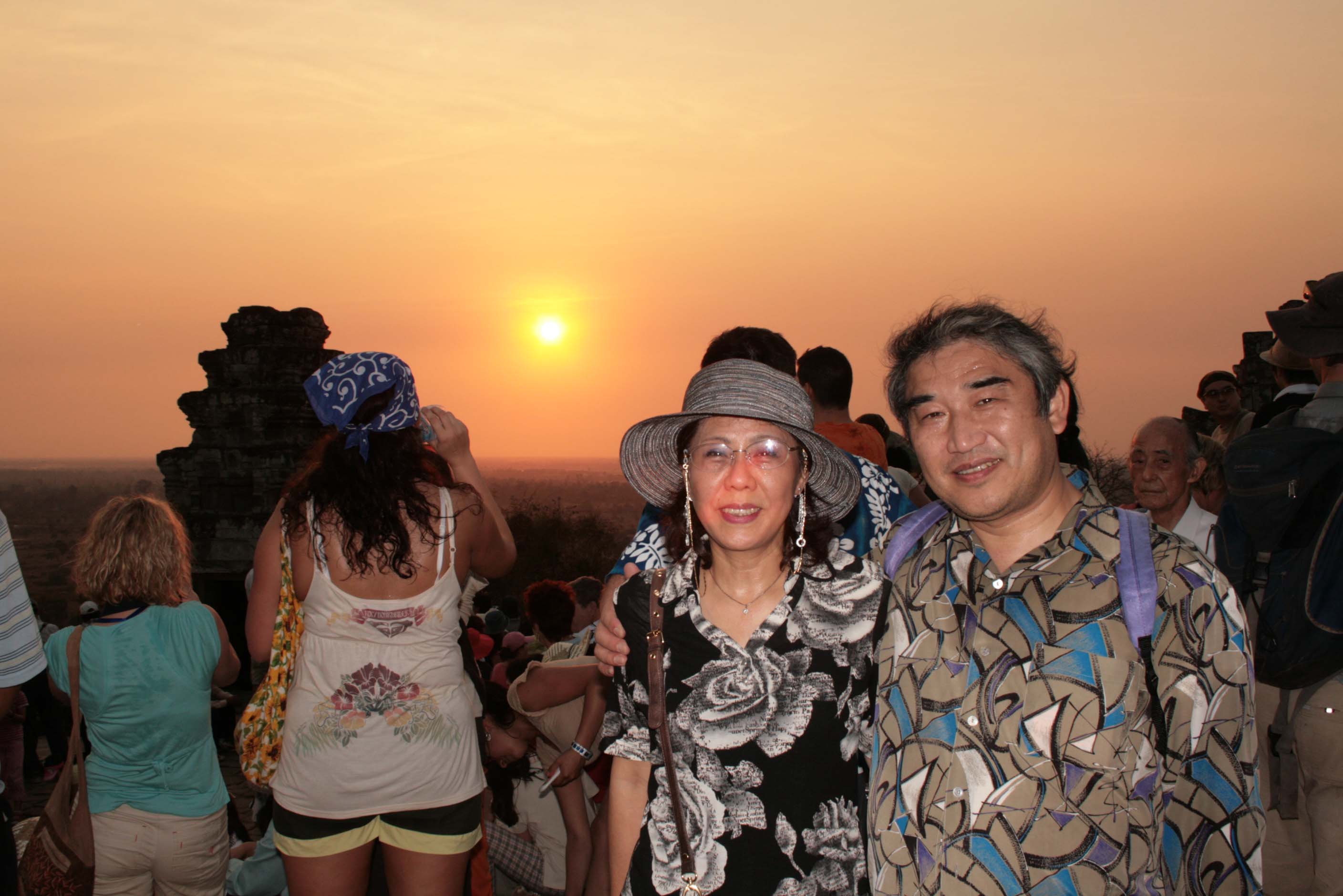 アンコールの夕陽、大きくなります