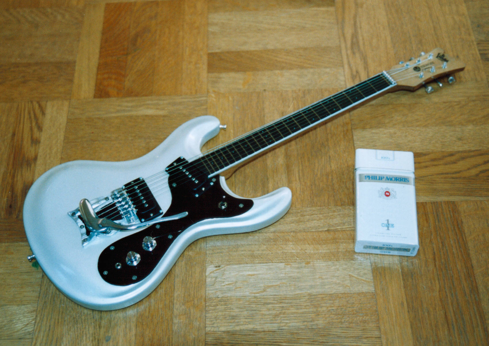 Kaz_Model_Mosrite