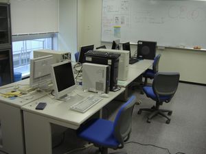 ここら辺一体がうちの研究室です
