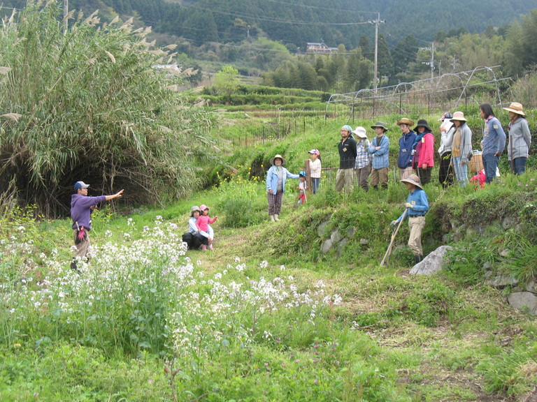 一貴山学びの場の見学