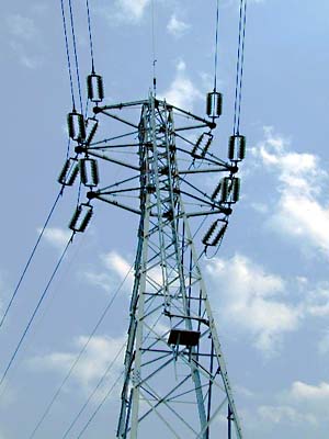 ジャミラ鉄塔 耐張型