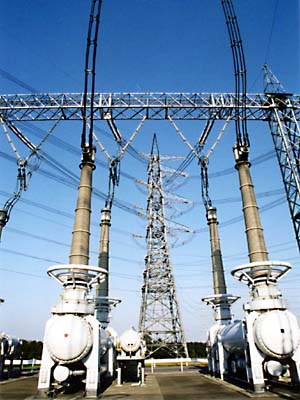 変電所の内側から見ると