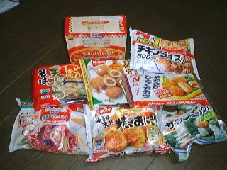 ��l�ł��ꂾ���H�ׂ�̂ǂꂭ�炢������񂾂낤�H�H