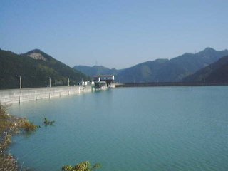 ���\�傫���΂Ȃ񂾂悧