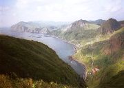 桃岩展望コース途中より西海岸遠望(2)