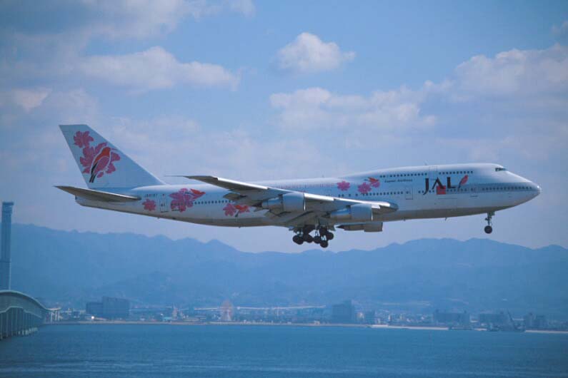 Amazon.co.jp: JALUX/ヘルパ 1/400 ボーイング787-8 JAL日本航空