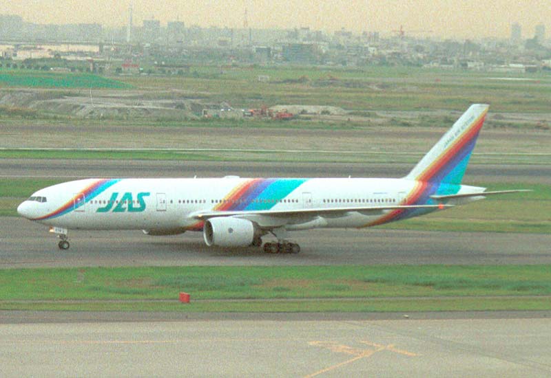 B777-289 JA010D