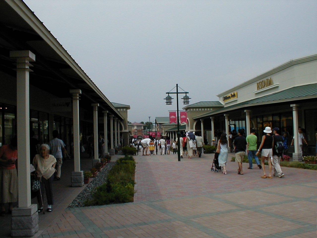 outlet1