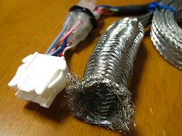 中継カプラや未使用ギボシも被せることが可能