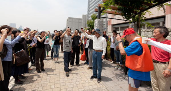 http://www.ne.jp/asahi/ike/mizu/p/nakanosima/kanpai1.jpg