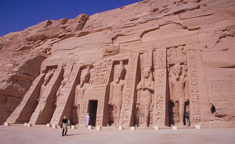 AuVx Abu Simbel