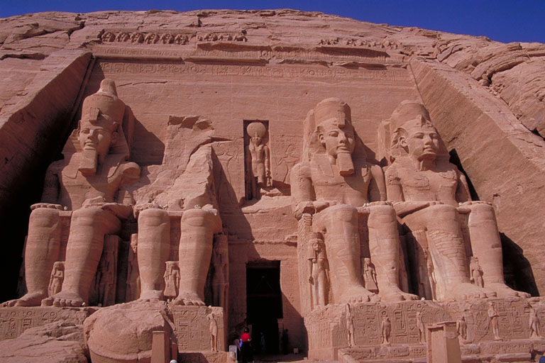 AuVx Abu Simbel