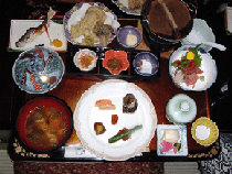 湯の小屋温泉 タヌキのお宿洞元荘 夕食