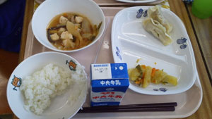 給食