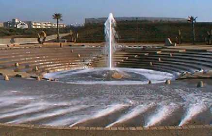 fountain.jpg (16553)
