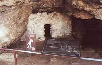 ind.ruin3.jpg (13271)