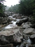 O Three-step waterfall