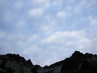 x̗ŐƉ_ Ridge and Clouds
