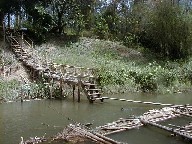 tgnEX Raft House