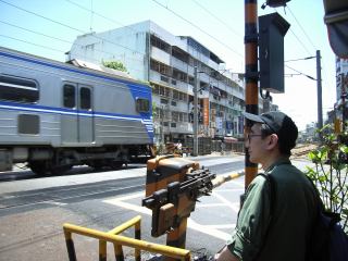 2005-05-01 13:18:11