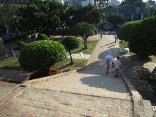 2005-05-01 18:00:54