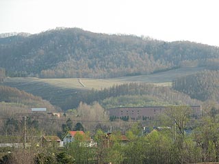 茂尻炭鉱に残る炭鉱住宅群
