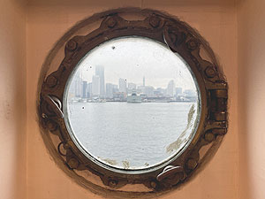 �X��ۂ̑D�����猩���݂ȂƂ݂炢