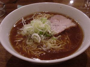 ���[����