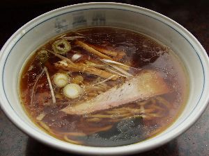 ���[����