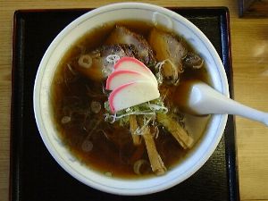 ���[����