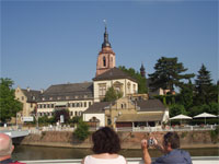 �G���g���B��