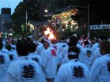 八坂神社・門と松明