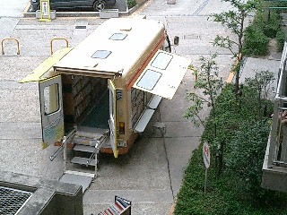 �ݘa�c�s���}���ف@�Ȃ��悵���@2003.10.25