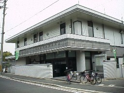 �����s�����j������