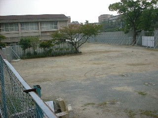 痢RE䎛}ٗ\n2002.10.26