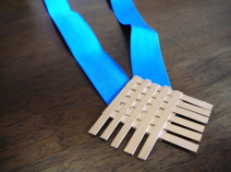紙のメダル