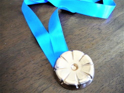ペットボトルのメダル