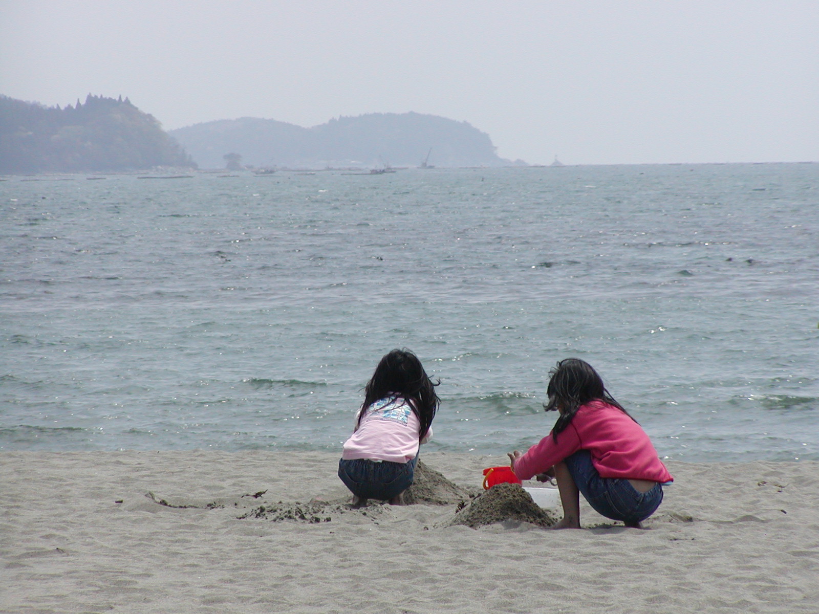 ���O���c�s���̊C�݂ɂĂQ