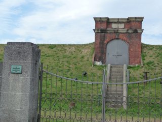 �V�������r