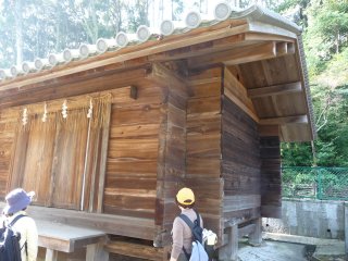 �Z�q�Â���E������